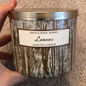 3-wick Leaves candle from Bath & Body Works